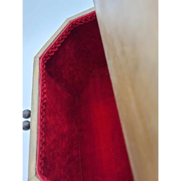 Vtg 1970s Artist Anton Pieck European Decoupage Wooden Box Red Velvet Lining - Picture 4 of 16